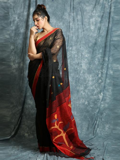 black self design hnadloom saree with blouse - 19968257 - Very Small Image - 1