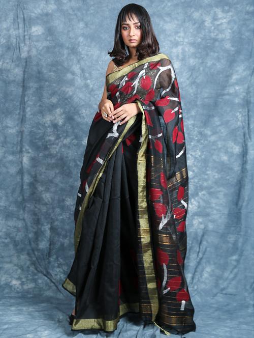 self design woven saree with blouse - 19968608 - Very Small Image - 1