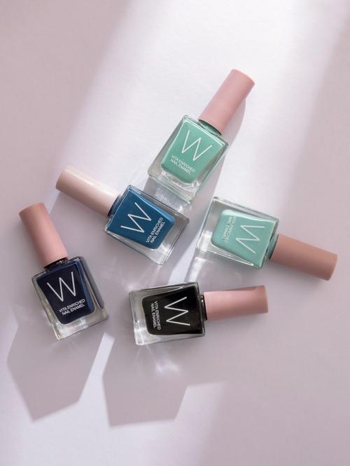nail paint-blackout - 19989112 - Very Small Image - 1