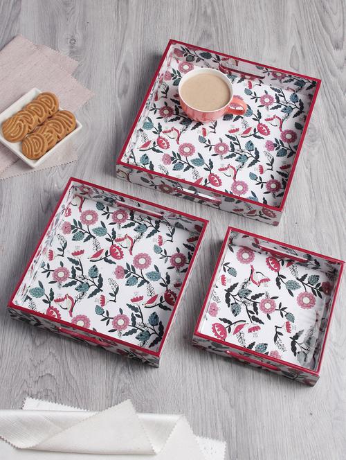 fabinaliv set of 3 multicolor floral square wooden serving trays - 19991907 - Very Small Image - 1