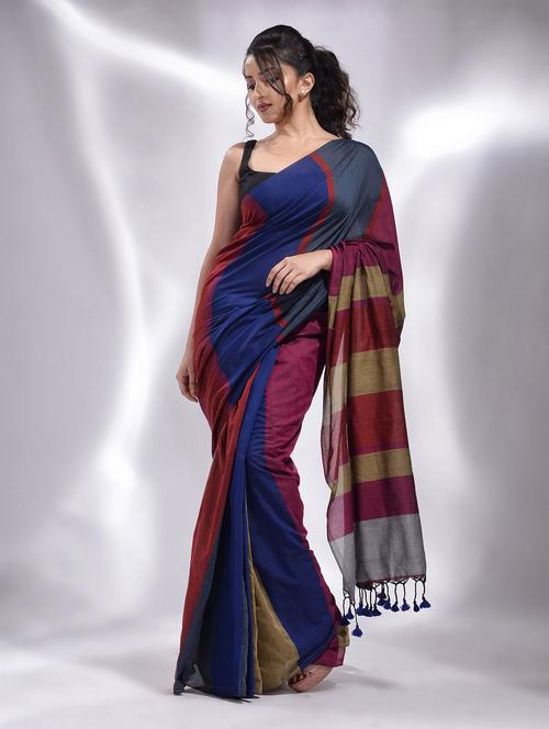 self design woven saree with blouse - 19993392 - Very Small Image - 1
