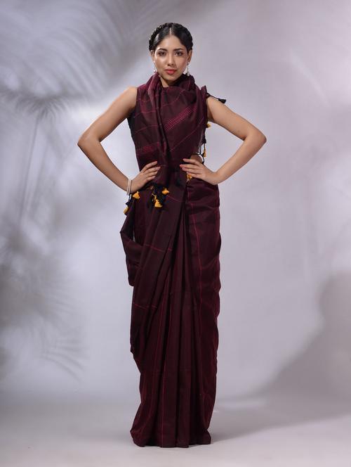 women's stripes burgundy colored saree with blouse - 19993703 - Very Small Image - 1