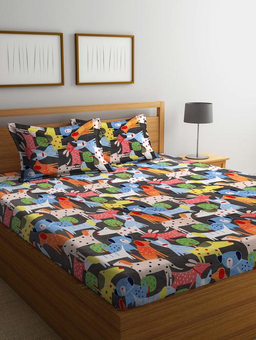 fabinaliv multicolor cartoon print 300 tc cotton blend king size double bedsheet with 2 pillow covers - 20039075 - Very Small Image - 1