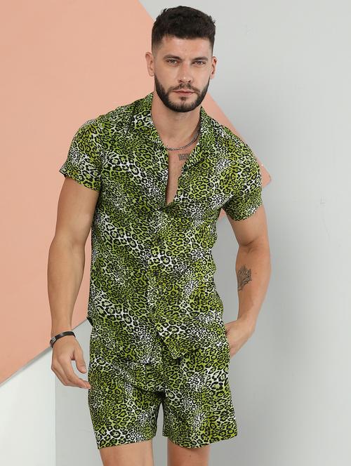 mens printed rayon shorts & shirt set - 20059875 - Very Small Image - 1