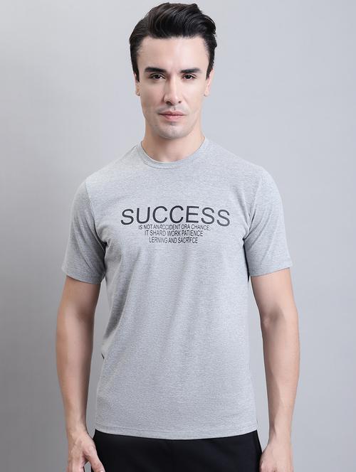 round neck solids t-shirt - 20068376 - Very Small Image - 1