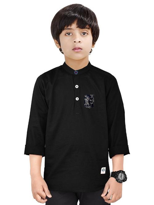 boys mandarin neck solid short kurta - 20124386 - Very Small Image - 1