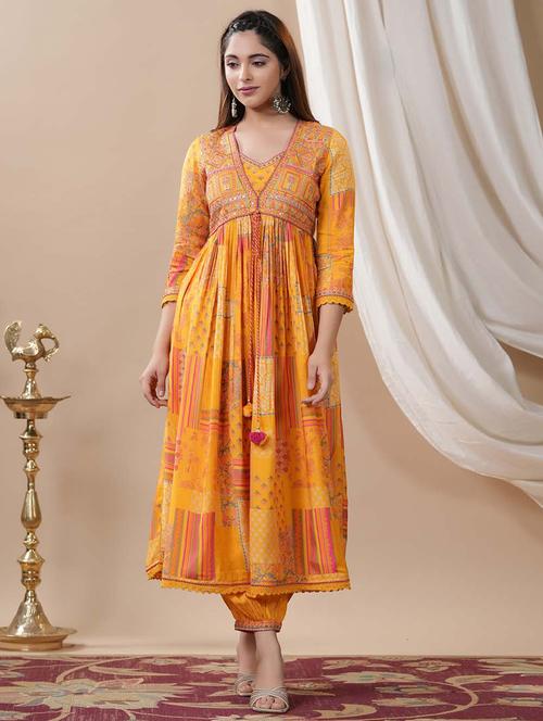 yellow printed with embroidery work suit set - 20133294 - Very Small Image - 1