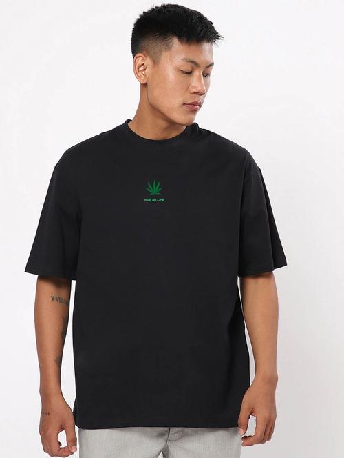 round neck printed regular t-shirt - 20148141 - Very Small Image - 1