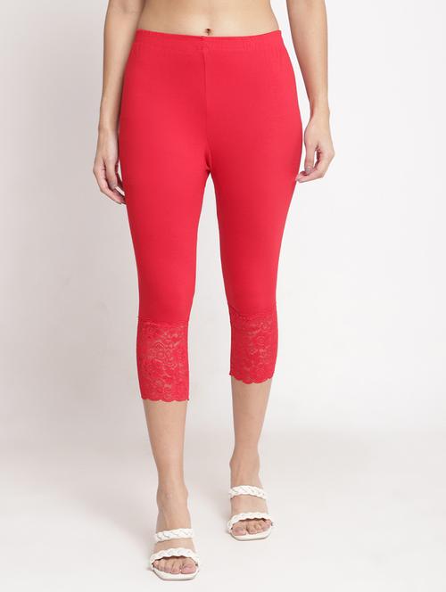 red cotton regular capris - 20148428 - Very Small Image - 1