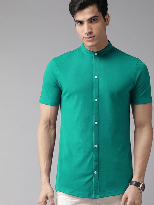 green solid mandarin neck regular fit t-shirt - 20149971 - Very Small Image - 1