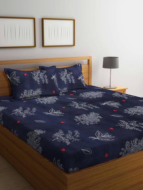 printed double bedsheet with 2 pillow covers - 20159854 - Very Small Image - 1