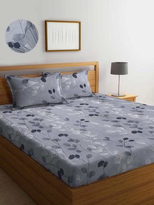 cotton printed fitted double bedsheet with 2 pillow covers - 20168249 - Very Small Image - 1