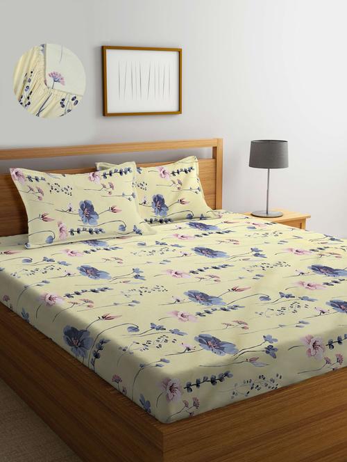 floral cotton fitted double bedsheet with 2 pillow covers - 20168259 - Very Small Image - 1