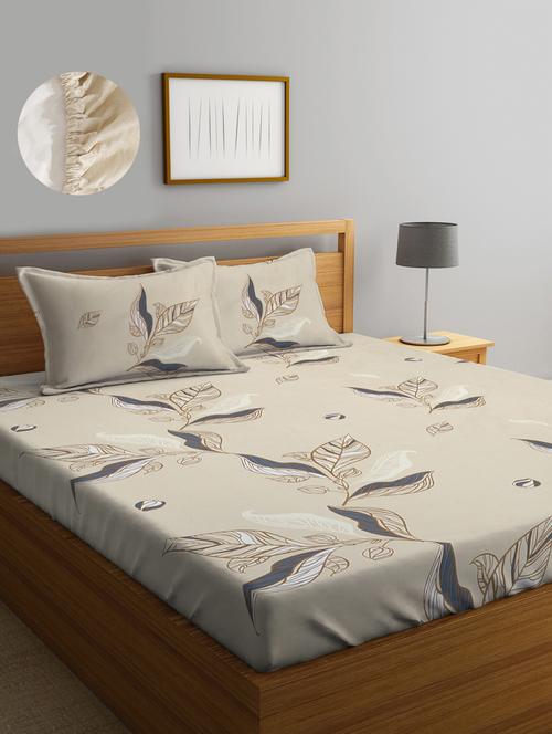 cotton tropical fitted double bedsheet with 2 pillow covers - 20168270 - Very Small Image - 1