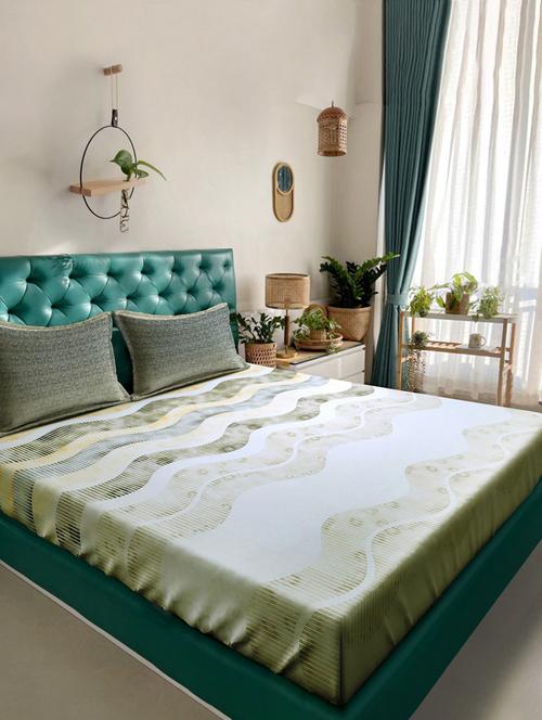 cotton graphic fitted double bedsheet with 2 pillow covers - 20168303 - Very Small Image - 1