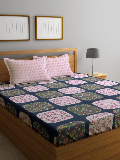 cotton floral fitted double bedsheet with 2 pillow covers - 20168306 - Very Small Image - 1