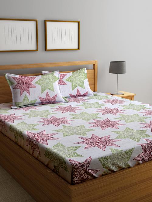 cotton geometric fitted double bedsheet with 2 pillow covers - 20168312 - Very Small Image - 1