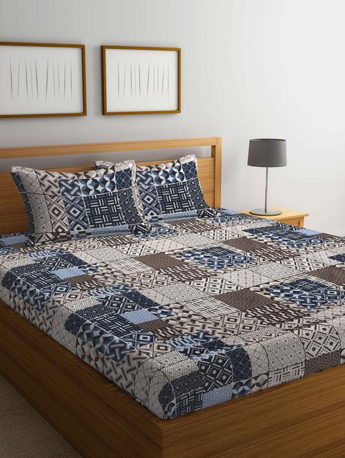 cotton geometric fitted double bedsheet with 2 pillow covers - 20168334 - Very Small Image - 1