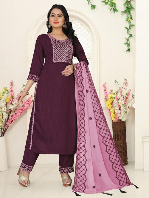 purple kurta pant set wit dupatta - 20173406 - Very Small Image - 1