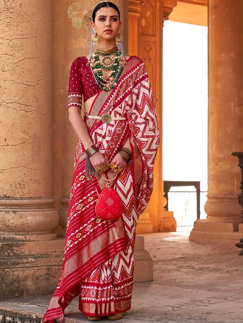 red self design printed saree with blouse - 20202818 - Very Small Image - 1