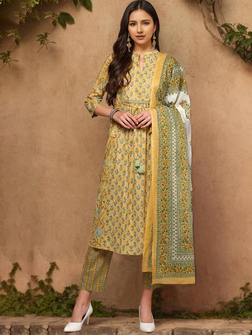 yellow colored kurta pant set - 20256855 - Very Small Image - 1