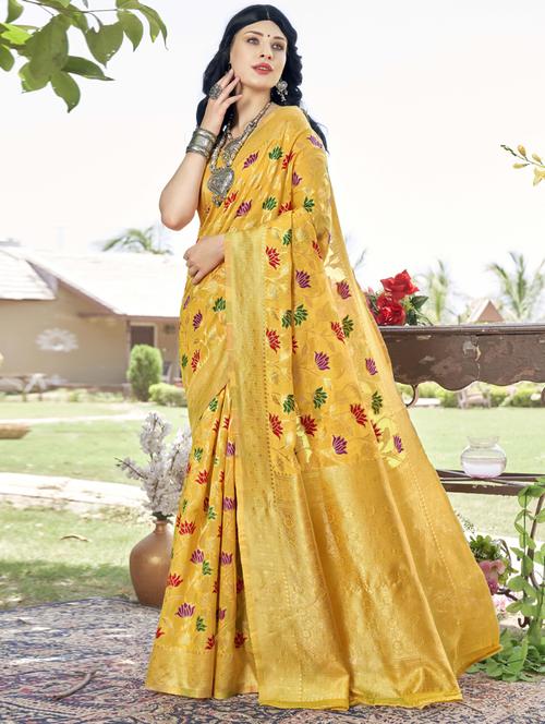 brown colored kanjivaram saree - 20259831 - Very Small Image - 1