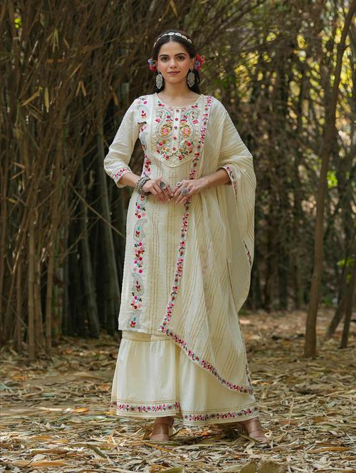 off-white three quarter sleeve kurta sharara set - 20261630 - Very Small Image - 1