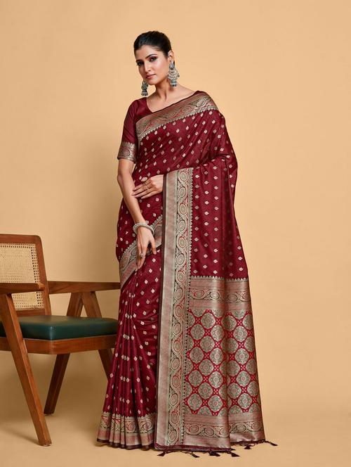 women's self design maroon colored saree with blouse - 20305018 - Very Small Image - 1