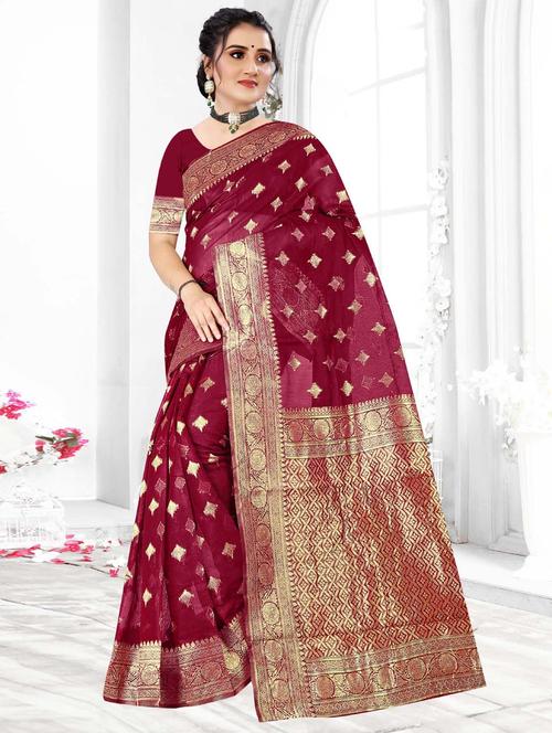 maroon colored banarasi saree with blouse - 20307880 - Very Small Image - 1