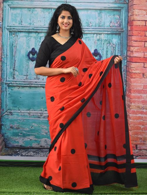red colored printed saree with blouse - 20312417 - Very Small Image - 1