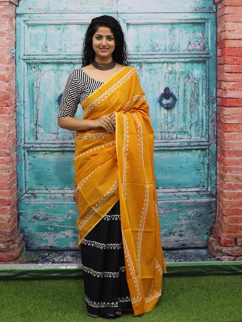 orange colored printed saree - 20312704 - Very Small Image - 1