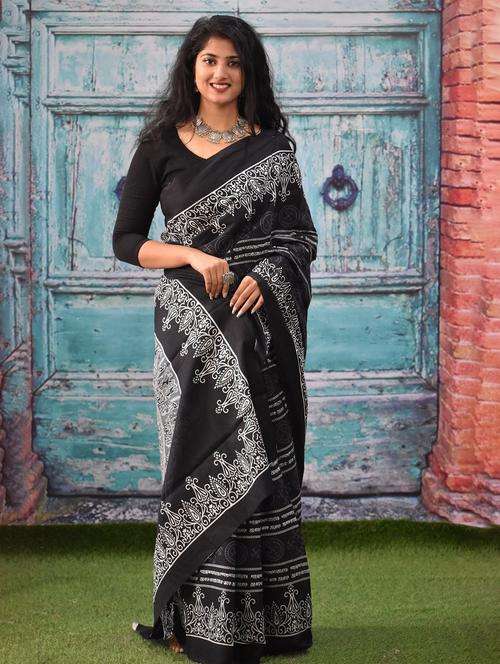 black colored printed saree - 20312803 - Very Small Image - 1
