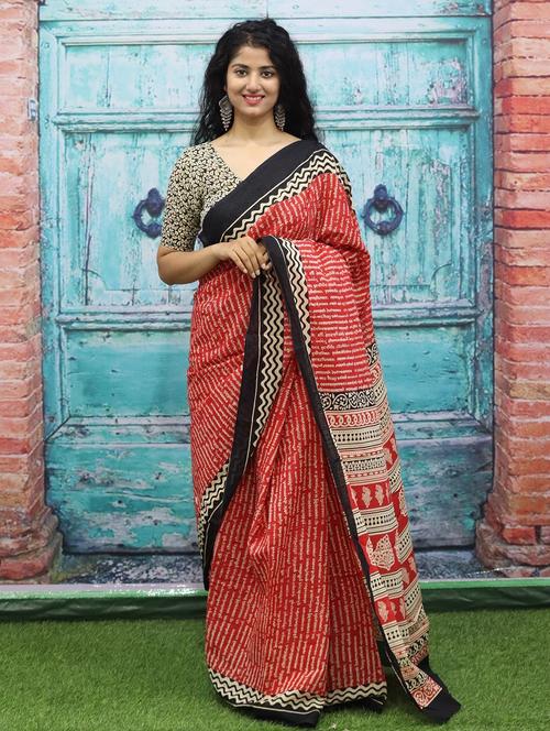 red colored printed saree with blouse - 20312822 - Very Small Image - 1
