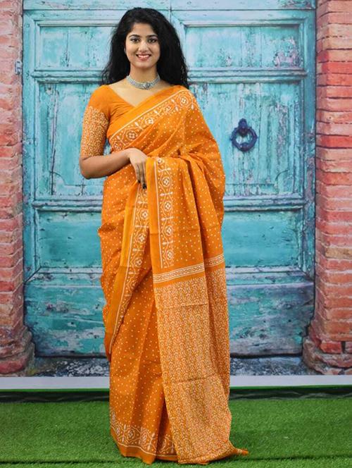 yellow printed saree with blouse - 20313475 - Very Small Image - 1