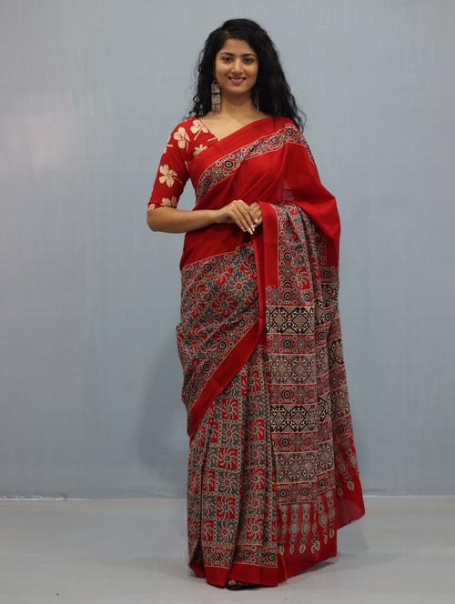 red ajrakh printed saree with blouse - 20313548 - Very Small Image - 1