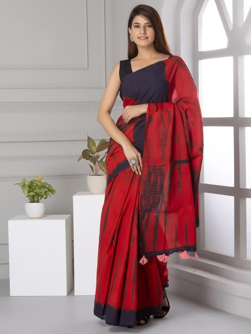 red colored printed saree - 20314238 - Very Small Image - 1