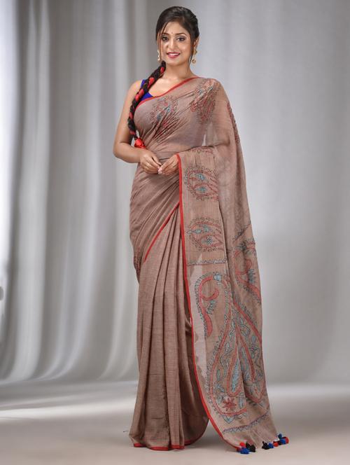 grey colored handloom saree - 20322419 - Very Small Image - 1