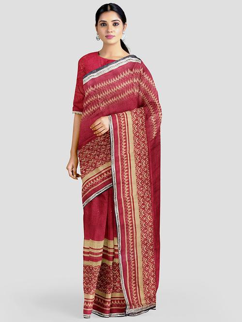 maroon colored handloom saree - 20332928 - Very Small Image - 1