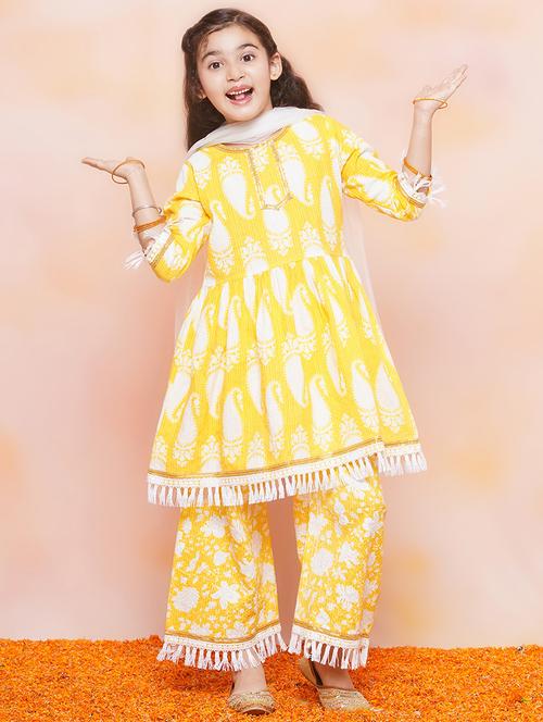 yellow paisley kurta palazzo suit set - 20357079 - Very Small Image - 1