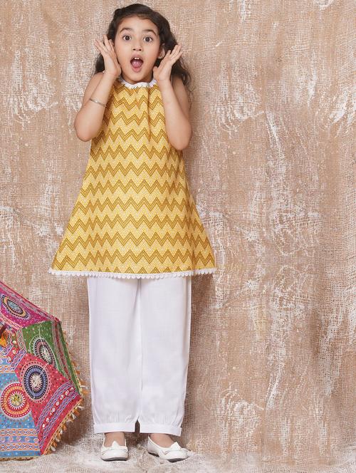 yellow chevron print kurta palazzo set - 20357093 - Very Small Image - 1