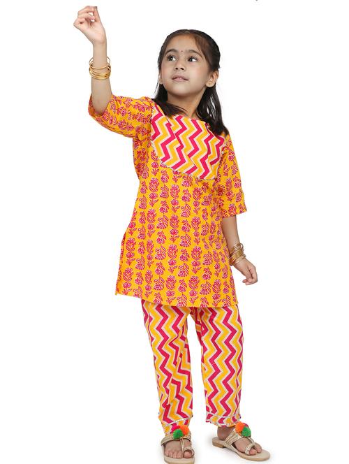 yellow printed kurta palazzo set - 20357154 - Very Small Image - 1
