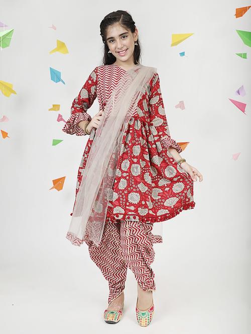 red floral print kurta salwar set - 20357225 - Very Small Image - 1