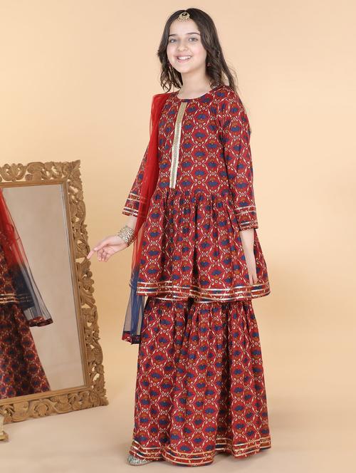 red floral kurta sharara set - 20357251 - Very Small Image - 1