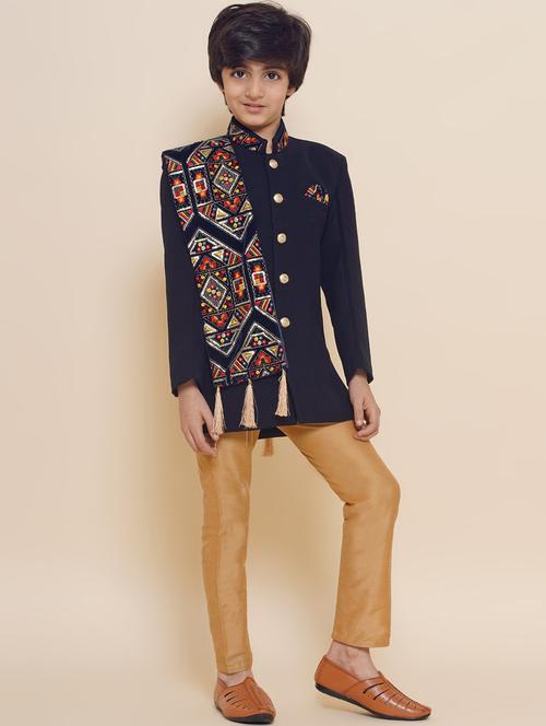 boys sherwani bottom with dupatta - 20358959 - Very Small Image - 1