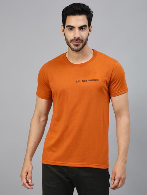 orange typographic print round neck t-shirt - 20367795 - Very Small Image - 1