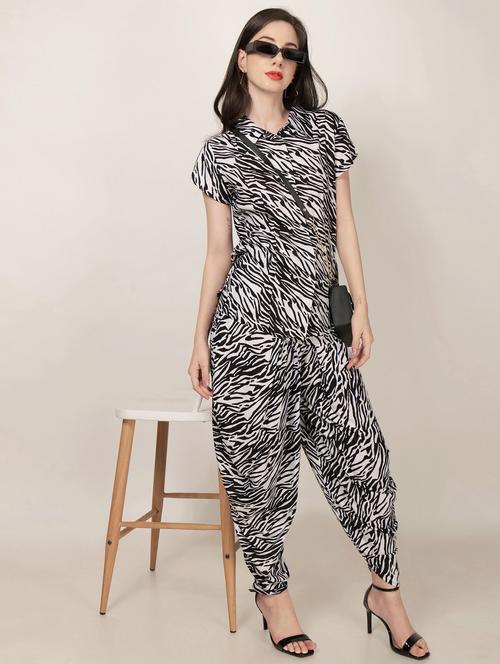 women black dhotti and top set co-ord - 20389571 - Very Small Image - 1
