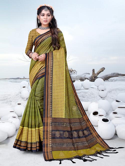 women's printed dark green colored saree with blouse - 20394898 - Very Small Image - 1