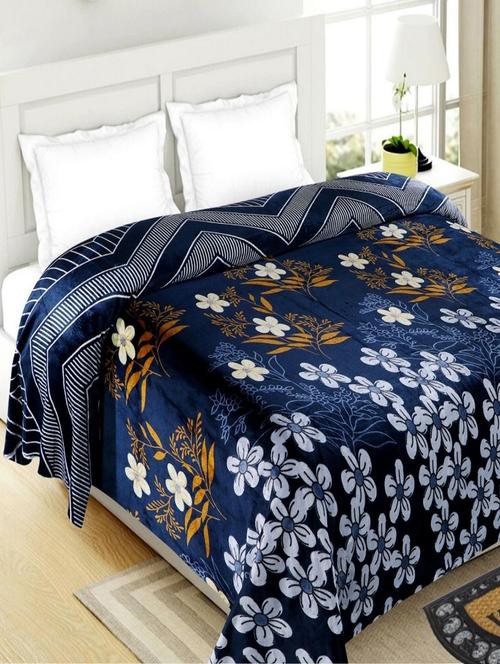 flat bedsheets 200 tc velvet king bedsheet for double bed with 2 pillow covers - 20405923 - Very Small Image - 1