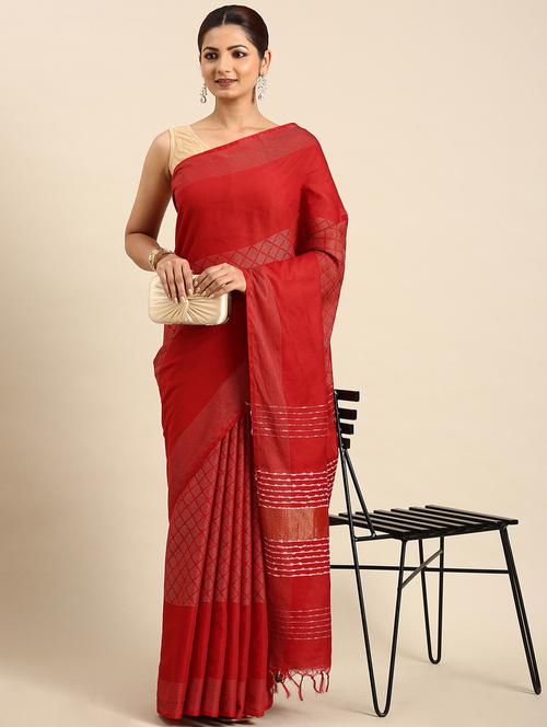 women's self design red colored saree with blouse - 20405994 - Very Small Image - 1
