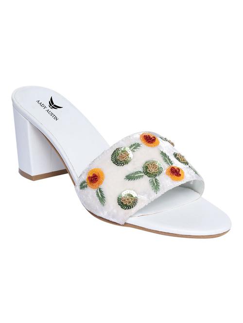 women embroidered ethnic sandal - 20411663 - Very Small Image - 1